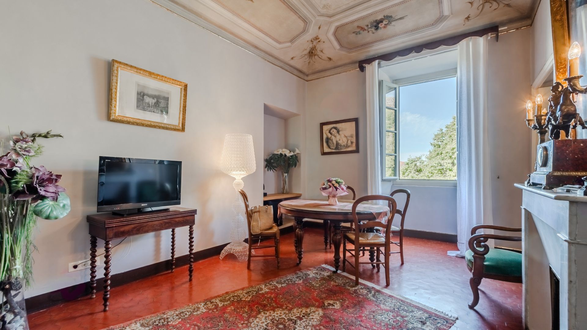 Suite, luxury 5-star hotel room in Saint-Florent, Corsica