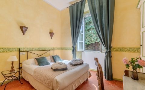 Double Room of the Mare e Monti hotel in Feliceto, Corsica.